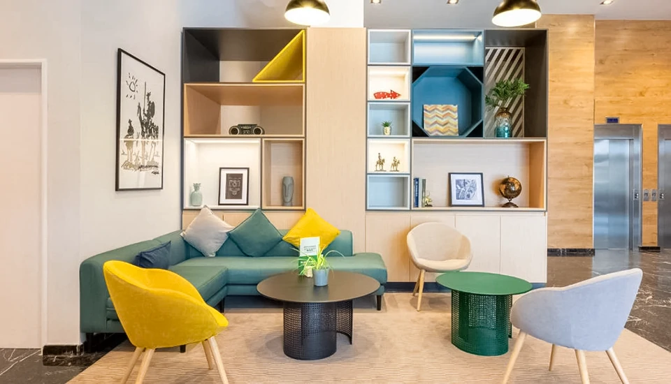 هتل هالیدی این تفلیس